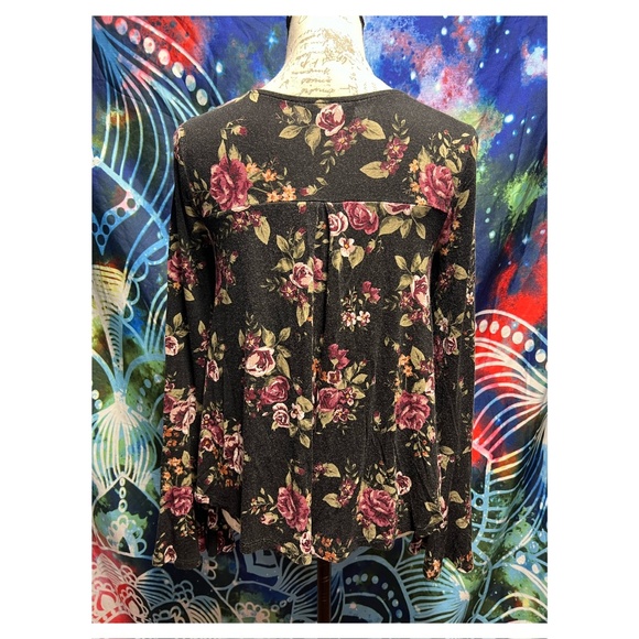 Altar'd State Bell Sleeve Top - Picture 2 of 3